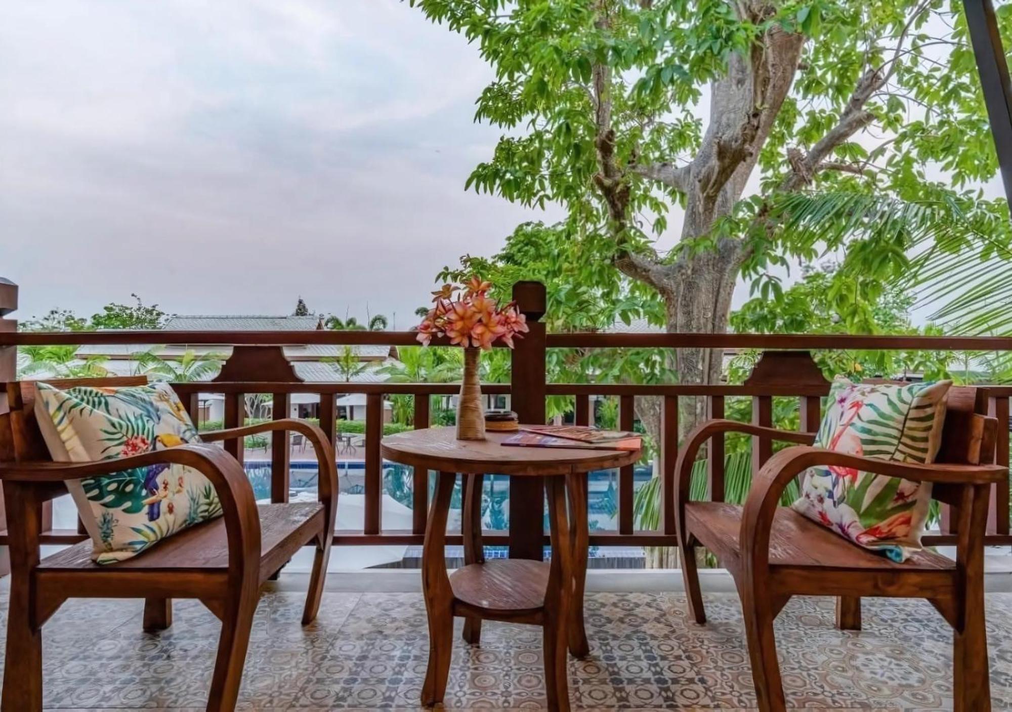 Lanna Deer Resort Чиангмай Экстерьер фото